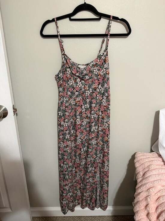 American Eagle Dresses & Skirts - American Eagle Women's Floral Print Spaghetti Strap Midi Dress